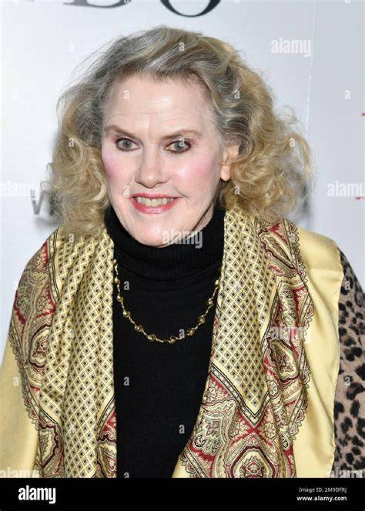 Celia Weston's Net Worth, Husband, Measurements, Wiki