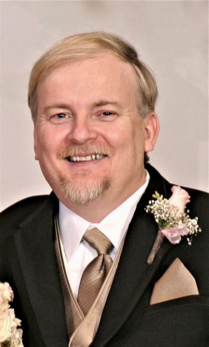 Dennis Lee Tidwell