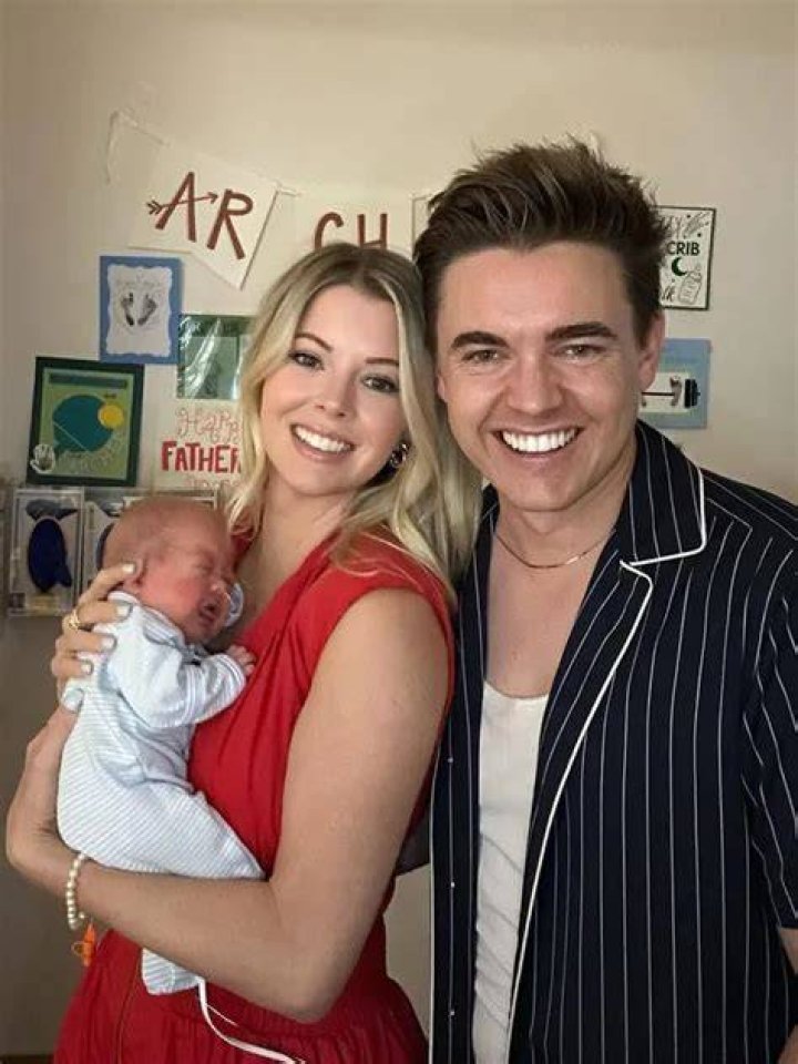 How Tall Is Jesse McCartney